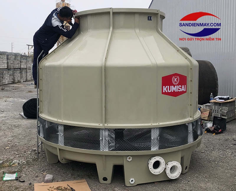 Tháp giải nhiệt nước Kumisai
